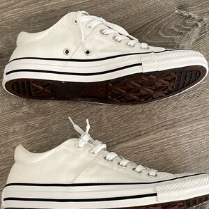 Womens White Chuck Taylor All Star Malden Street